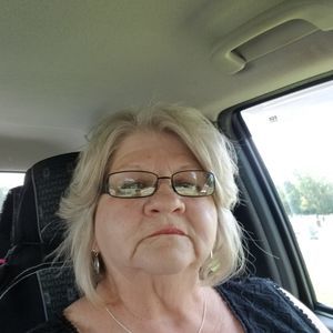 Meet your Posher, Joanna